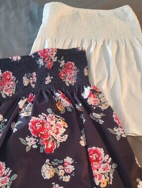 Pair Of Tube Tops - White And Blck Floral